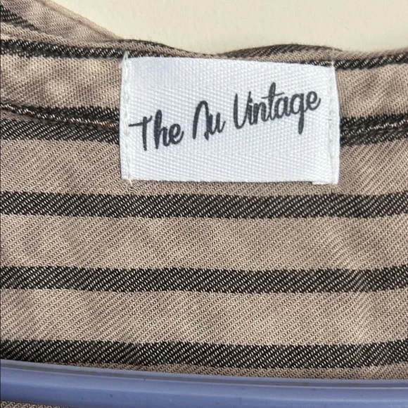 The Nu Vintage large shirt - Picture 2 of 6